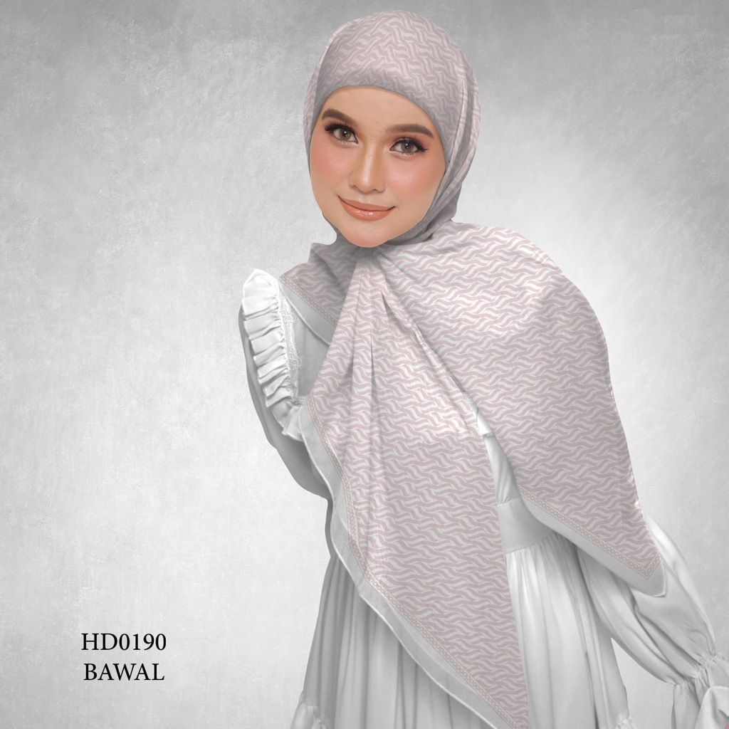 Tudung Bawal (Square Hijab) in HD0190